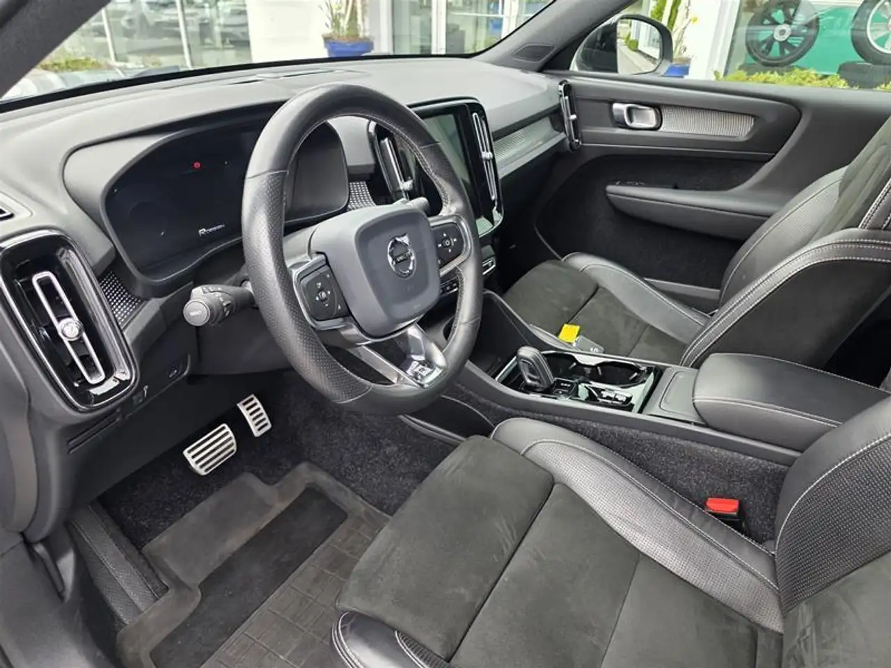 Volvo XC40 снимка Volvo XC40