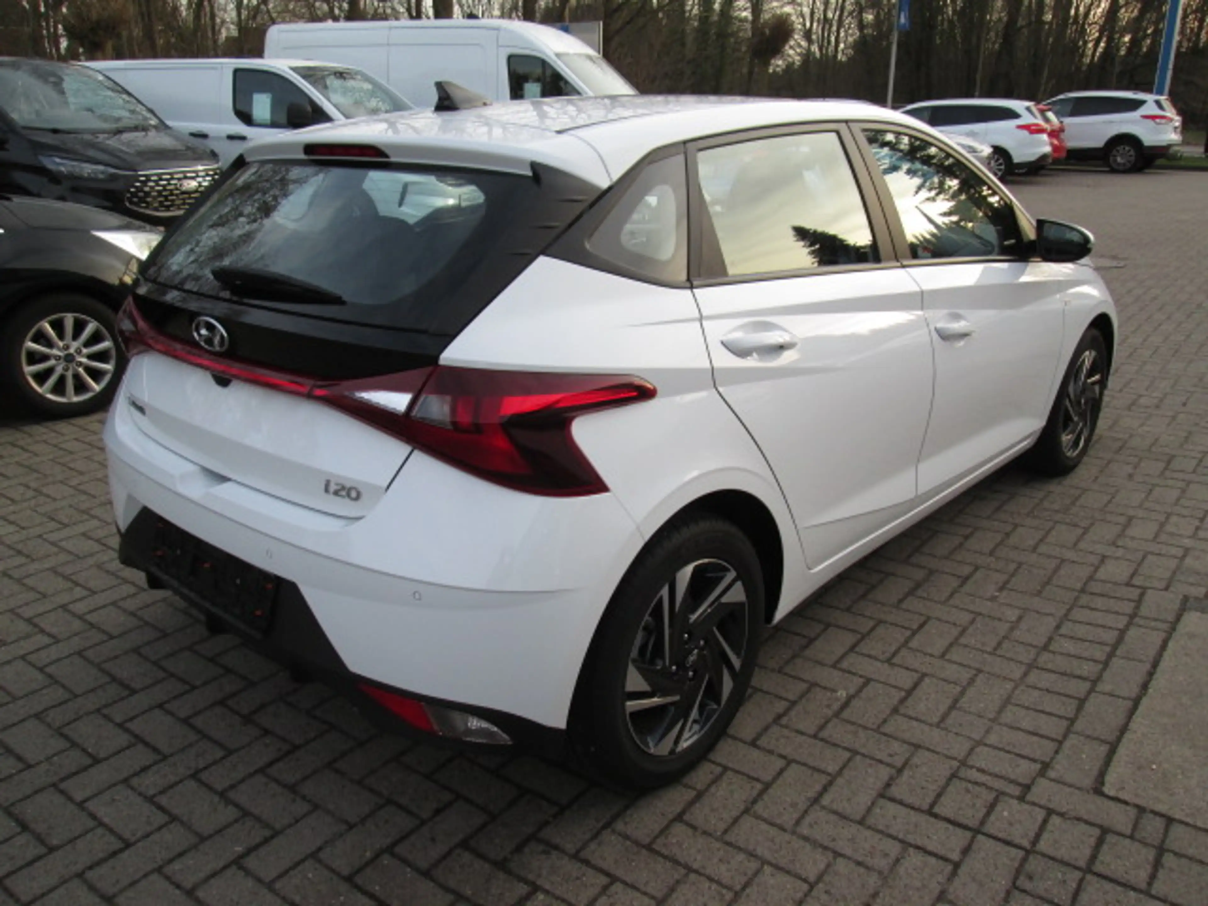 Hyundai i20 i20 1.0 T-GDI 48V-Hybrid DCT Trend — photo 3