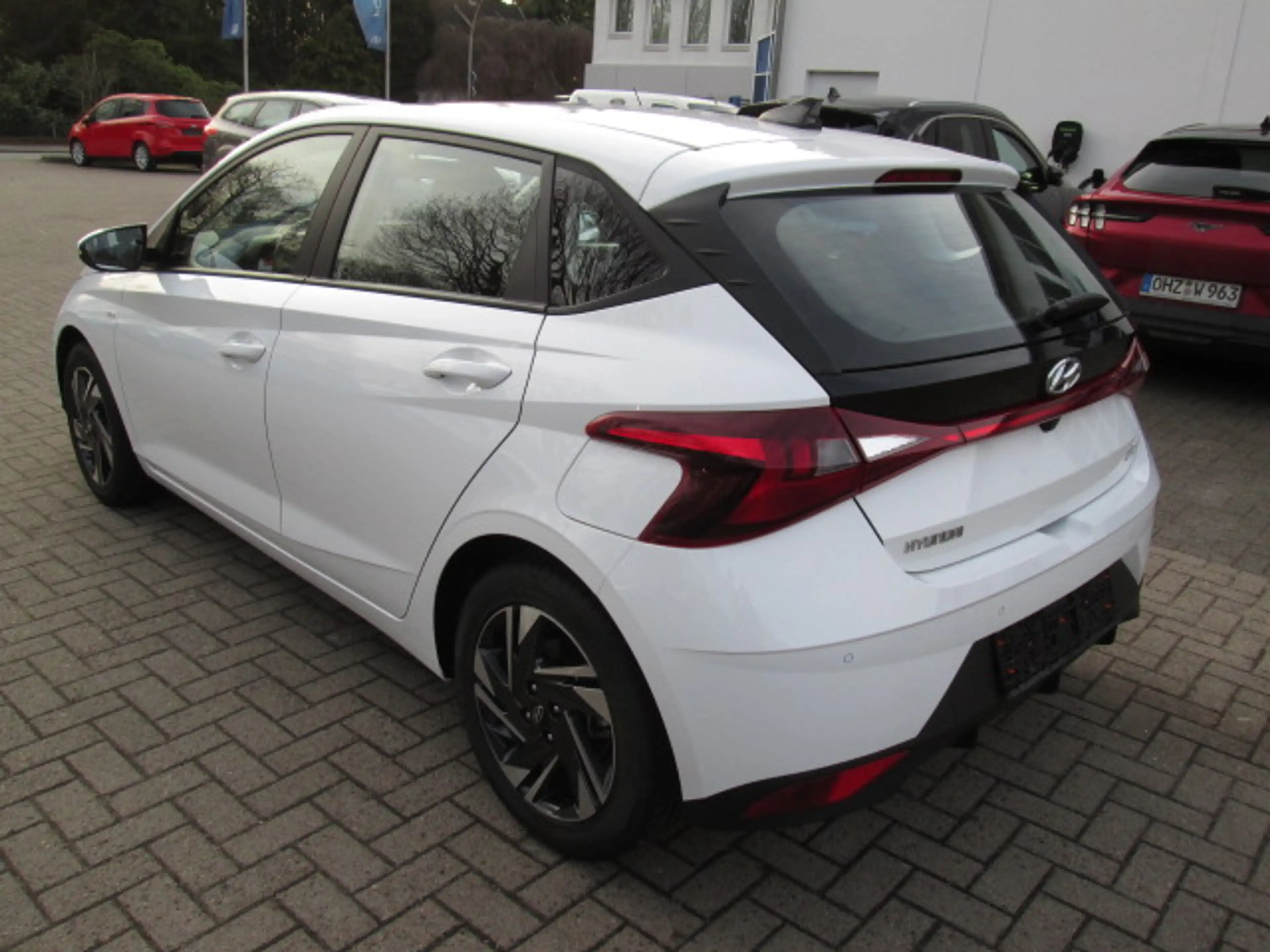 Hyundai i20 i20 1.0 T-GDI 48V-Hybrid DCT Trend — photo 2