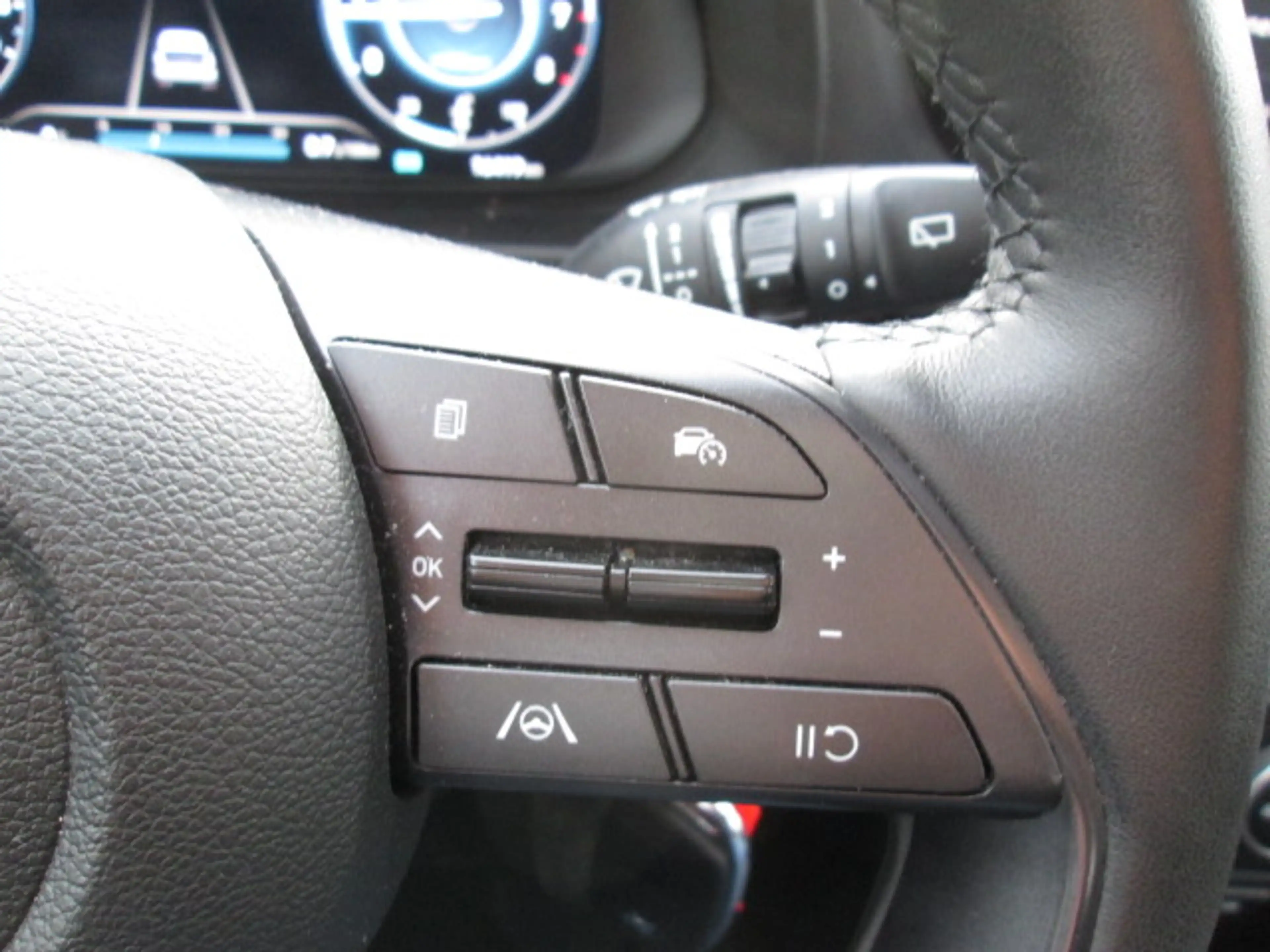 Hyundai i20 i20 1.0 T-GDI 48V-Hybrid DCT Trend — photo 14