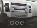 Mitsubishi Outlander 2.4 Intro Edition 2WD CLIMA / CRUISE / TREKHAAK Gris - thumbnail 18