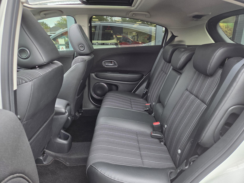 Honda HR-V 1.5 i-VTEC Executive | Panoramadak | Automaat | Na — photo 8