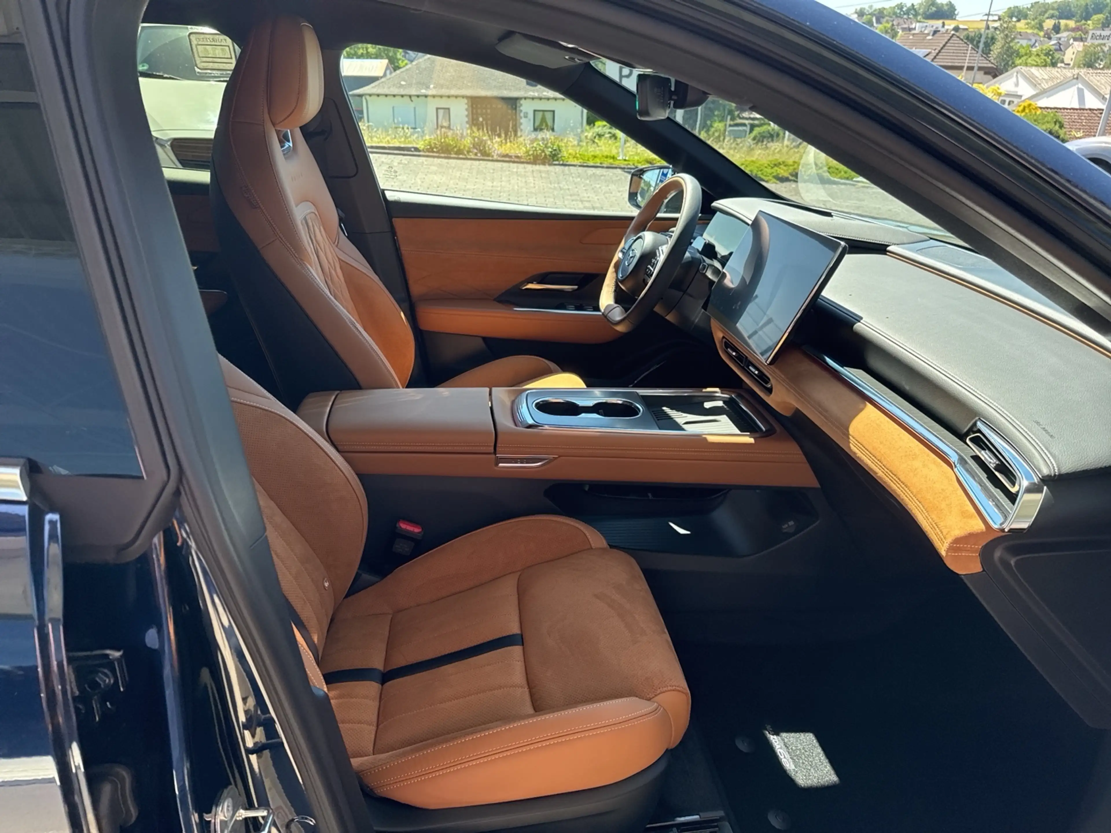 Mazda 6e Takumi Plus — photo 7
