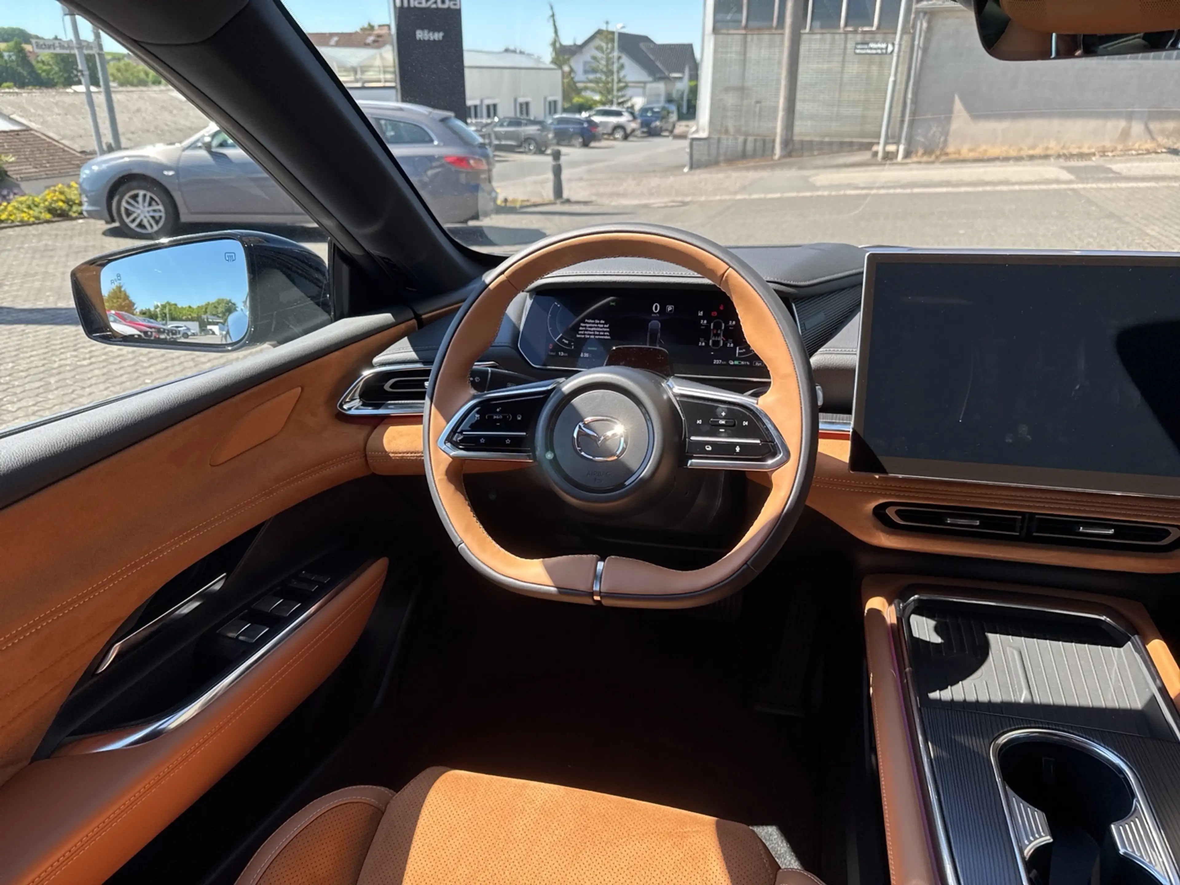 Mazda 6e Takumi Plus — photo 5