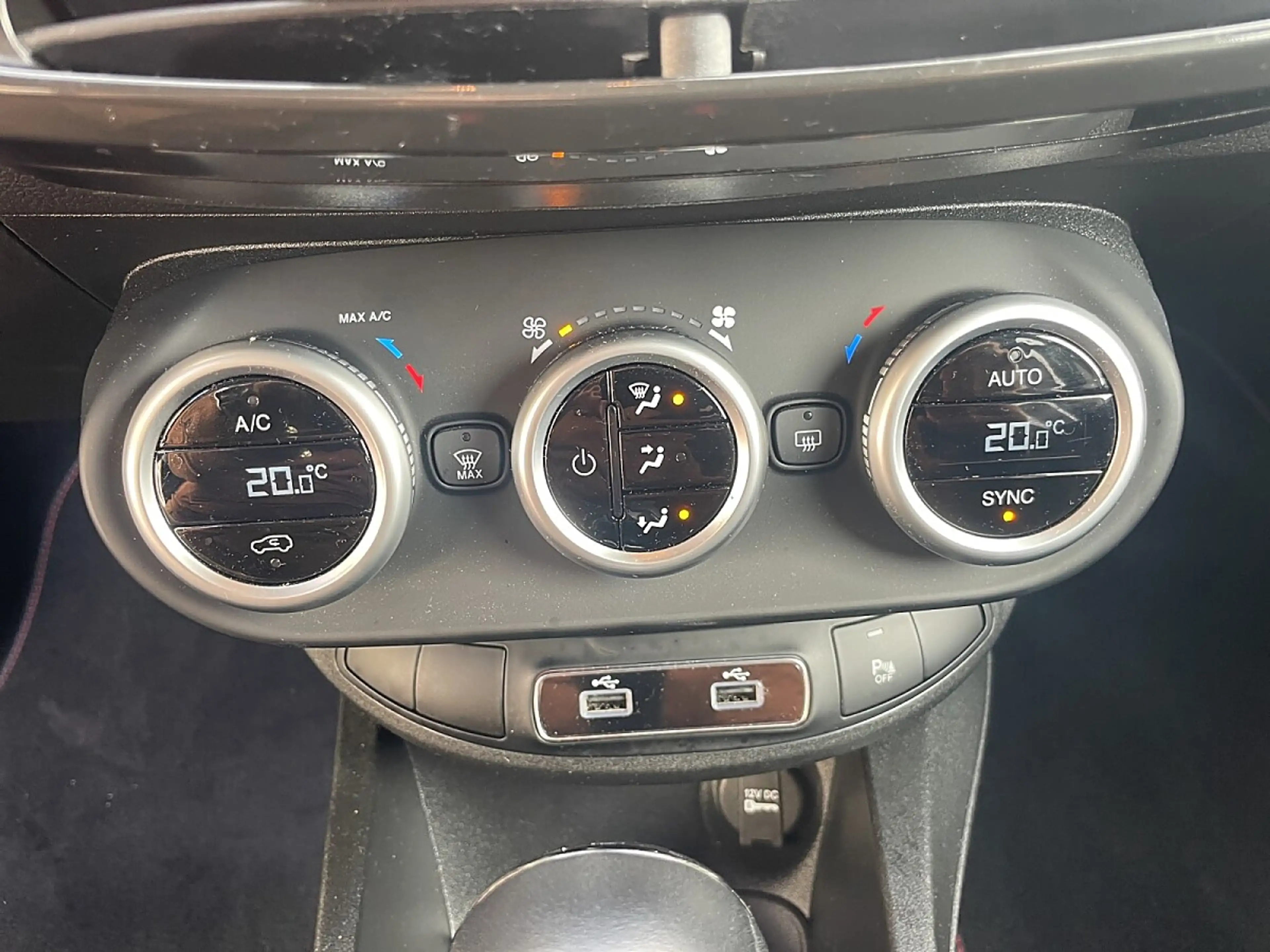Fiat 500X Hybrid 130 7-Gang eDCT Sport TOP-Ausstattung € ... — photo 9