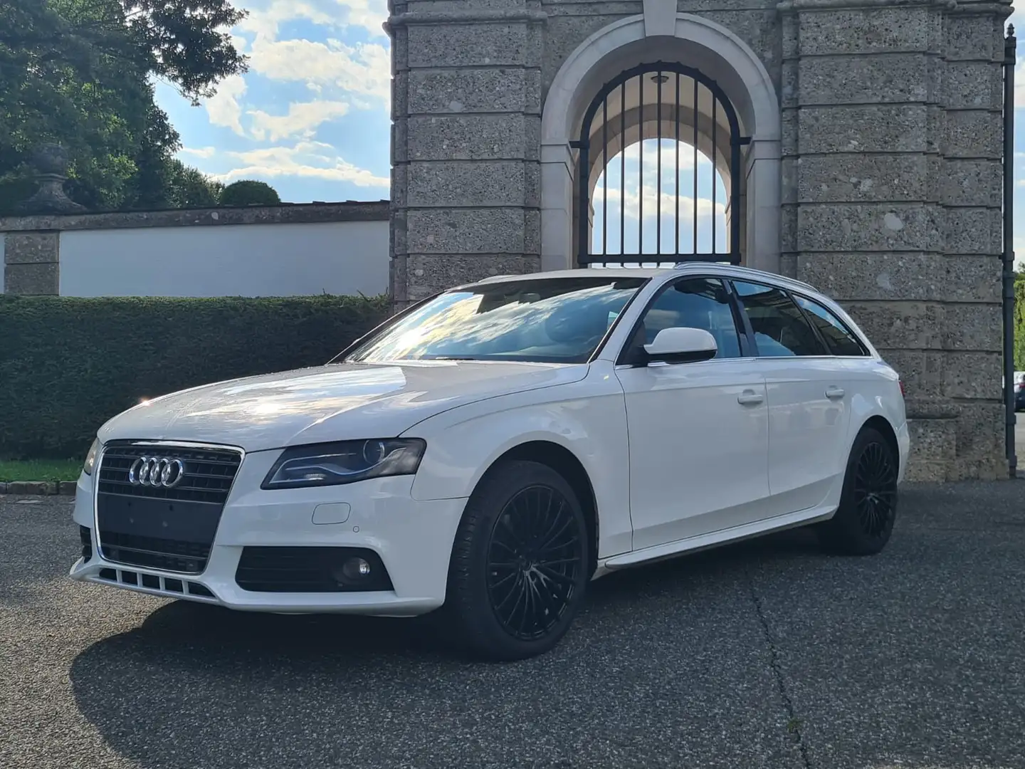 Audi A4 *PICKERL NEU*SERVICEGEFPLEGT* Blanc - 2