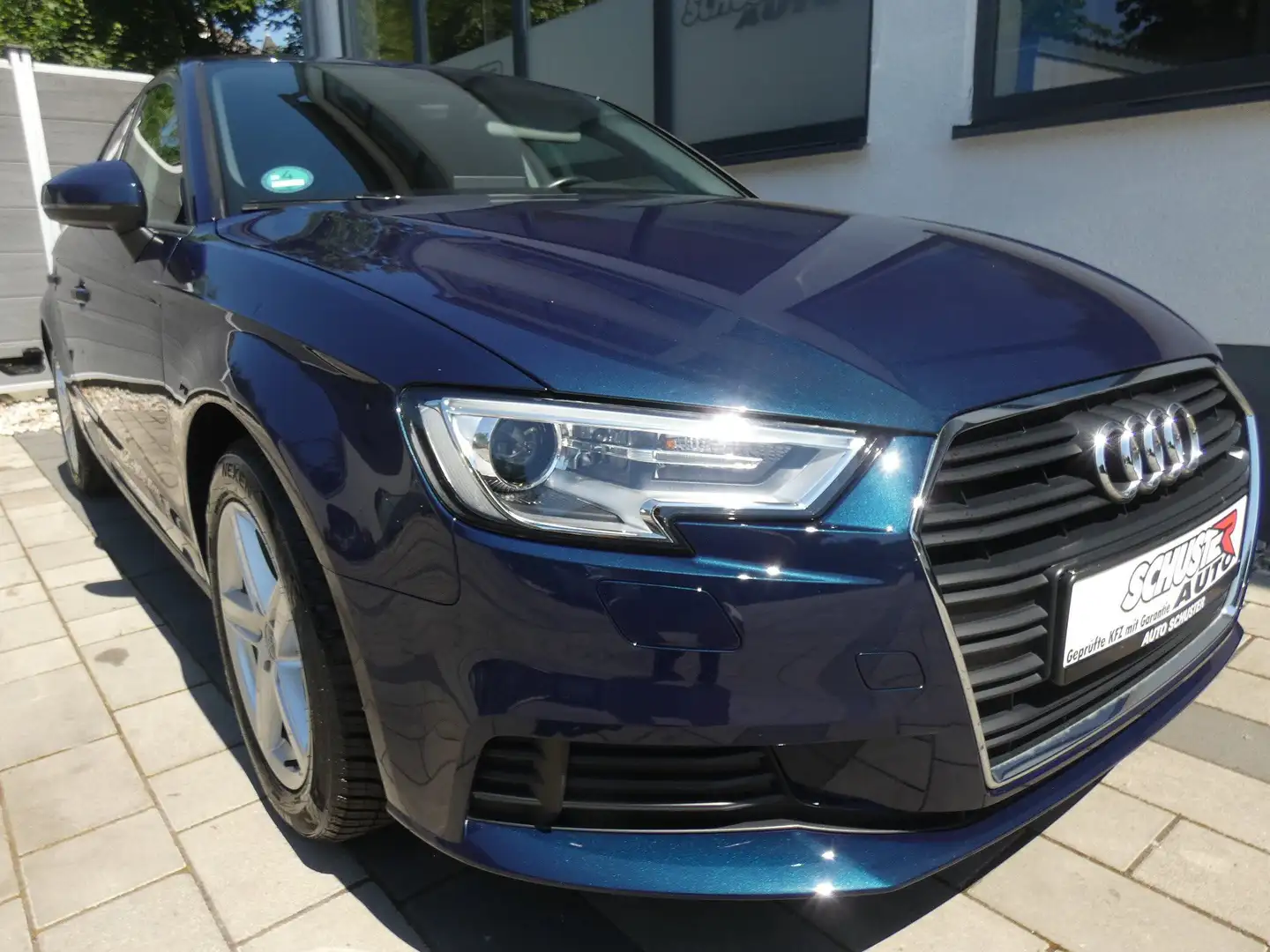 Audi A3 Sportback Standheizung Xenon Blau - 2