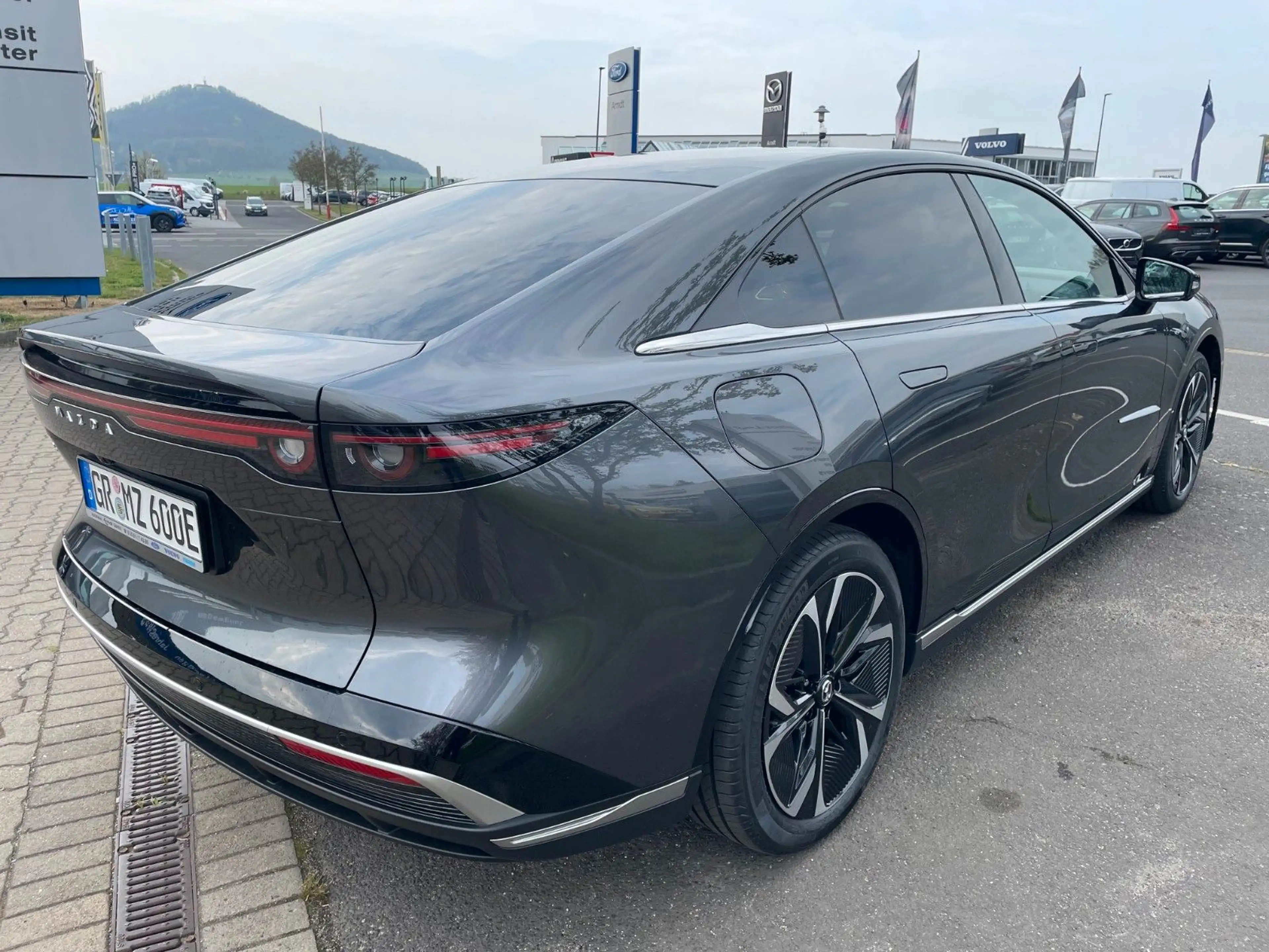 Mazda 6e EV 258PS 68,8kWh Takumi *LEDER*HUD*360°*PANO — photo 6