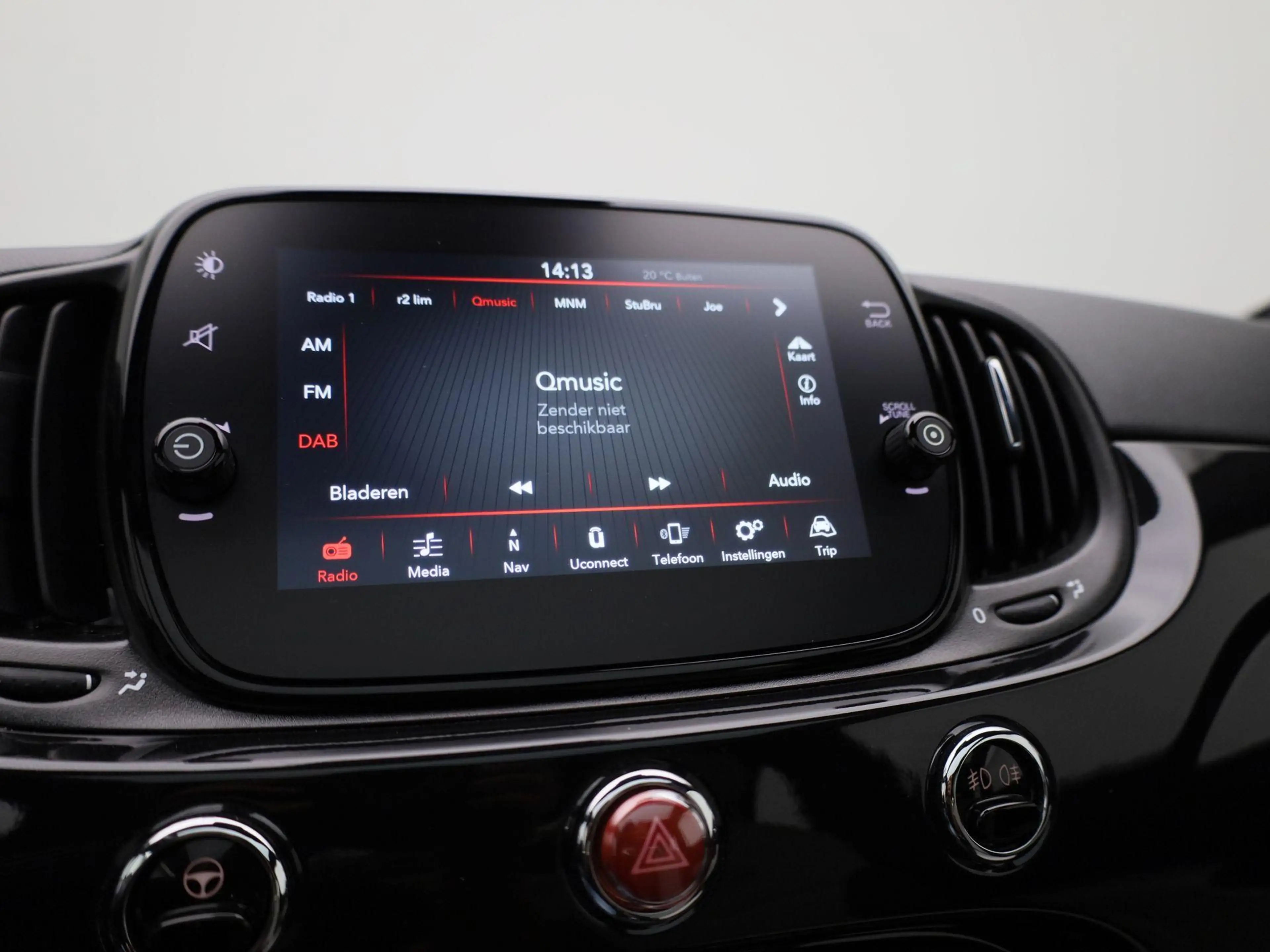 Fiat 500 1.0 Hybrid 70 Dolce Vita — photo 15