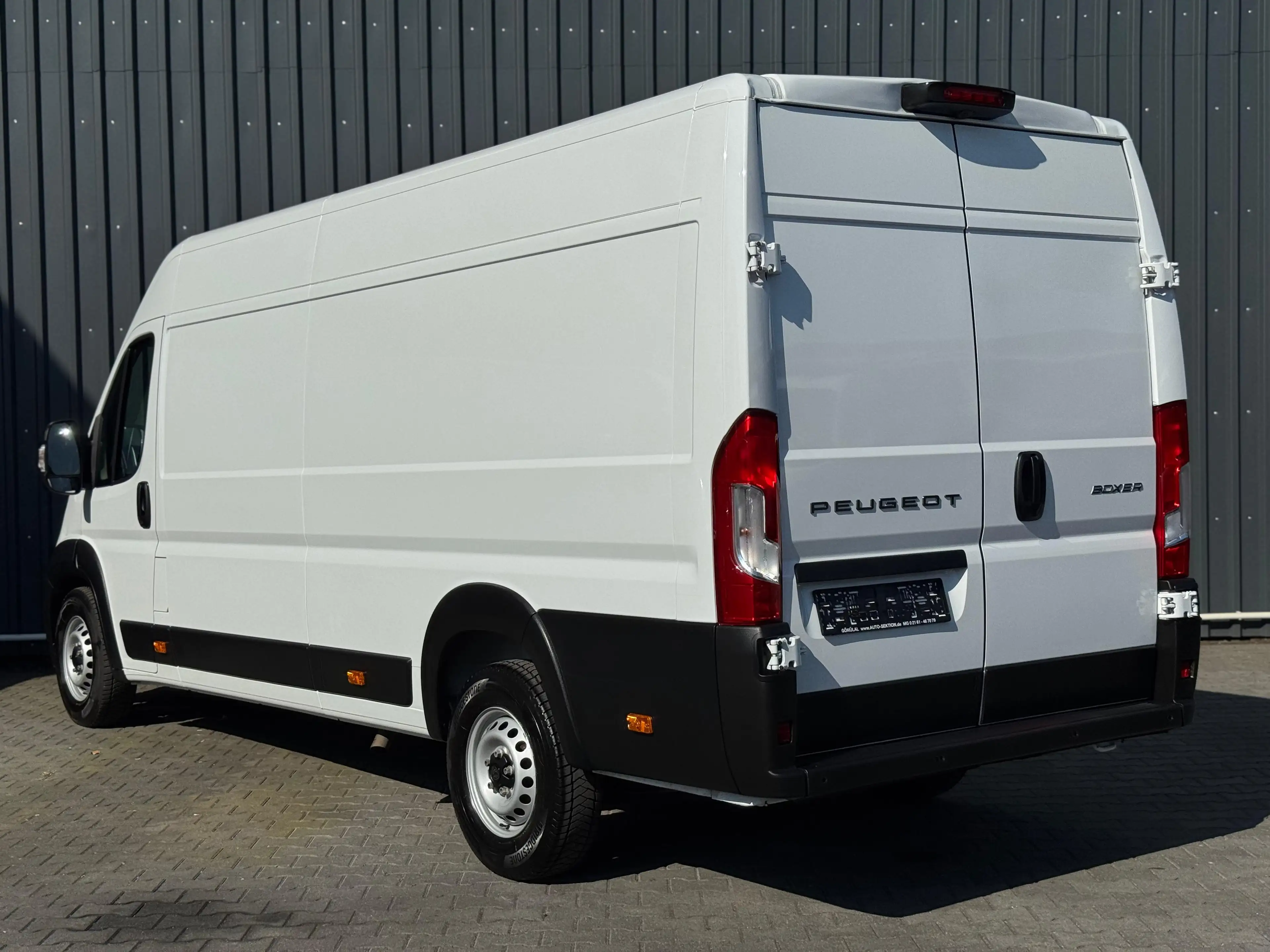 Peugeot Boxer 35 L4H2 140 *Klima*Kamera*Tempo*Navi*Holz — photo 11