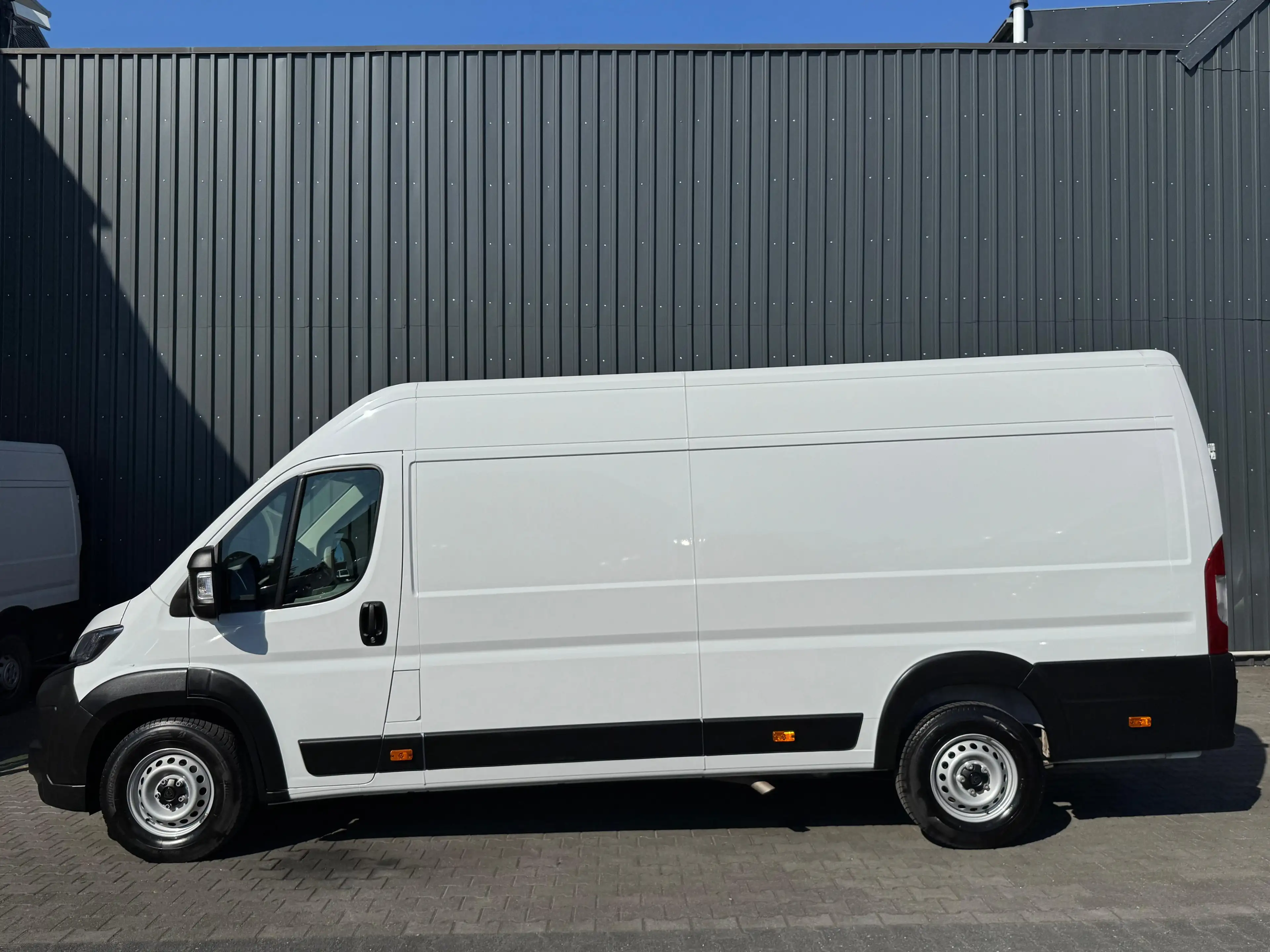Peugeot Boxer 35 L4H2 140 *Klima*Kamera*Tempo*Navi*Holz — photo 10