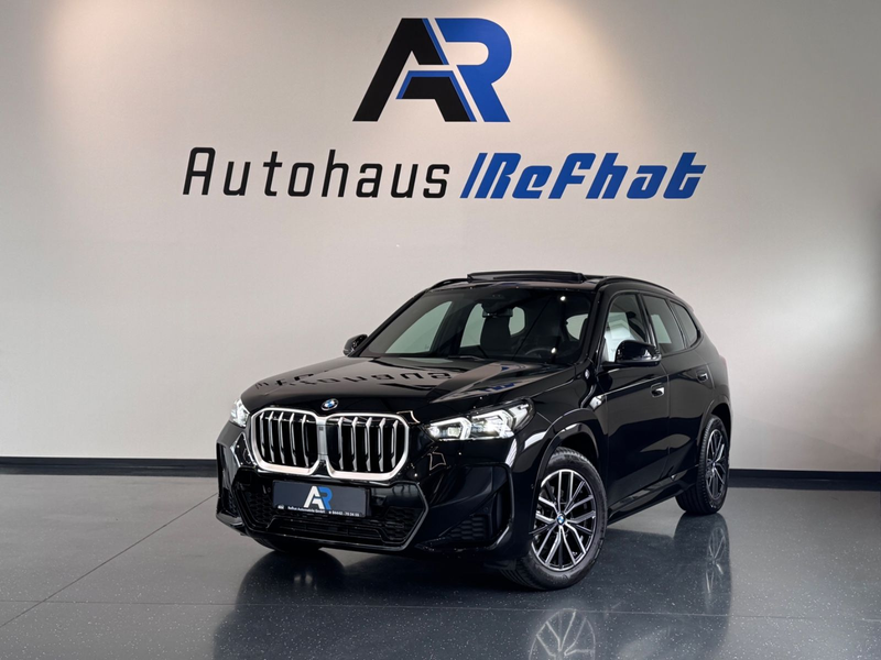 BMW X1 sDrive 18 i M Sport*PANO*180 KAMERA*BLACK*AMB
