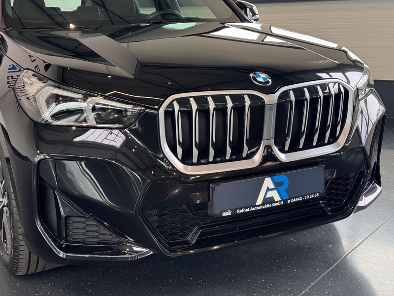 BMW X1 sDrive 18 i M Sport*PANO*180 KAMERA*BLACK*AMB — photo 11