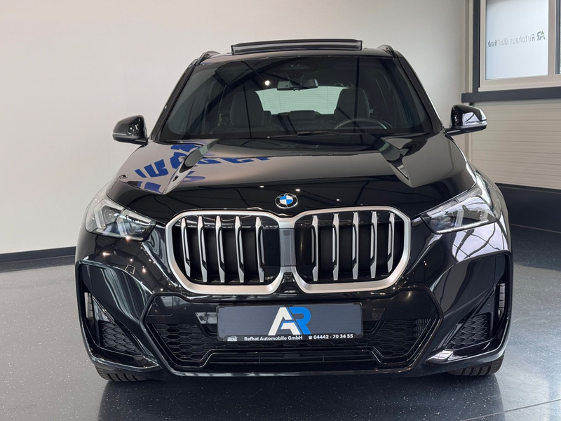 BMW X1 sDrive 18 i M Sport*PANO*180 KAMERA*BLACK*AMB — photo 6