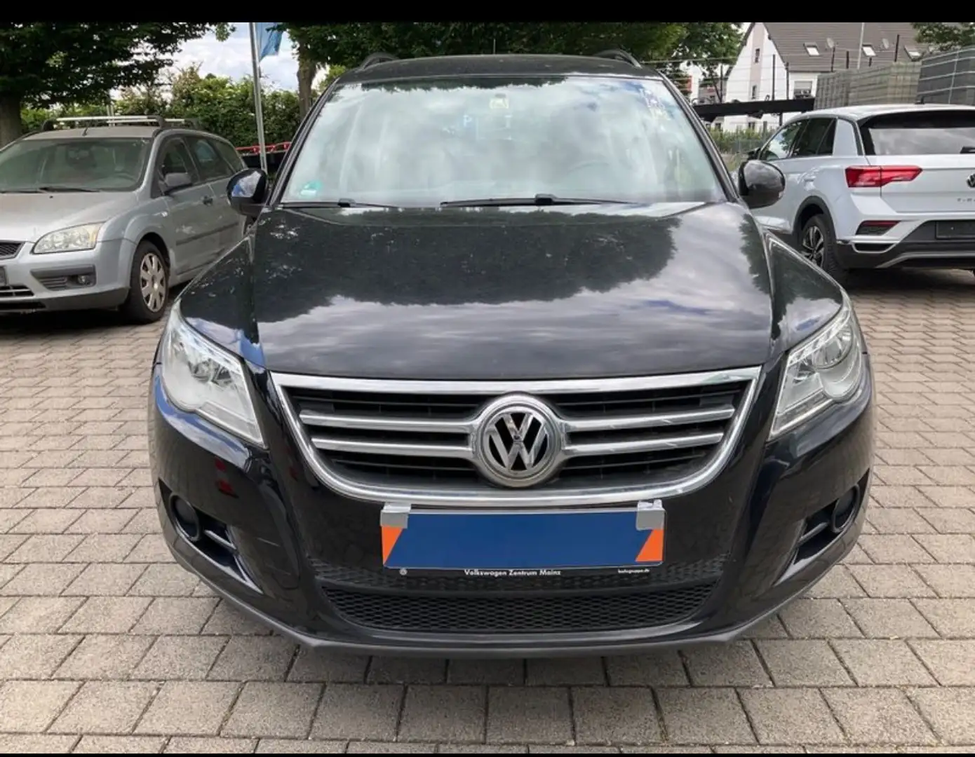 Volkswagen Tiguan Trend Schwarz - 1