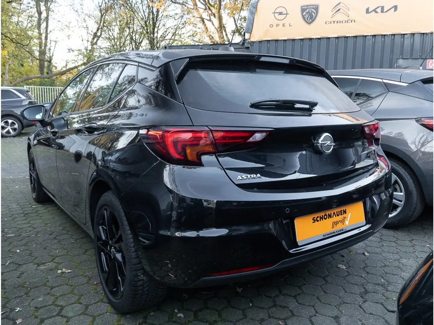 Opel Astra GS Line 1.2 +ALLW+MATRIX+L/SHZ+RFK+NAVI+PDC+ Schwarz - 2