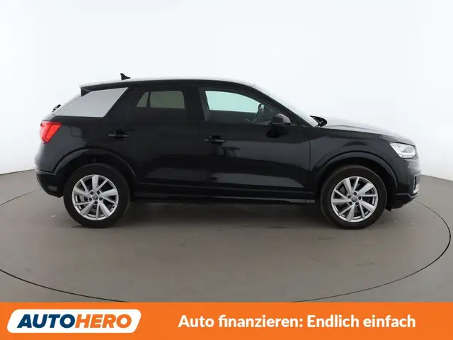 Audi Q2 view 7