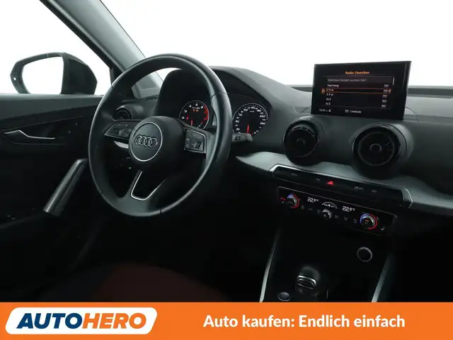 Audi Q2 view 12