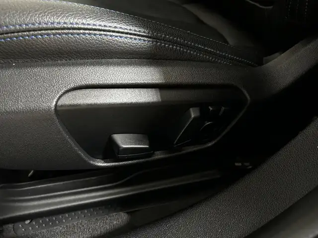 BMW 1 Series view 12