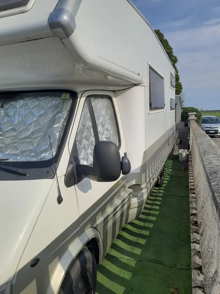 Ford Transit Laika ecovip 2i 2500td, foto 6