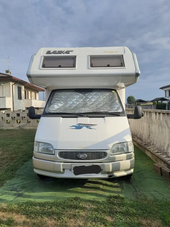 Ford Transit Laika ecovip 2i 2500td, foto 2