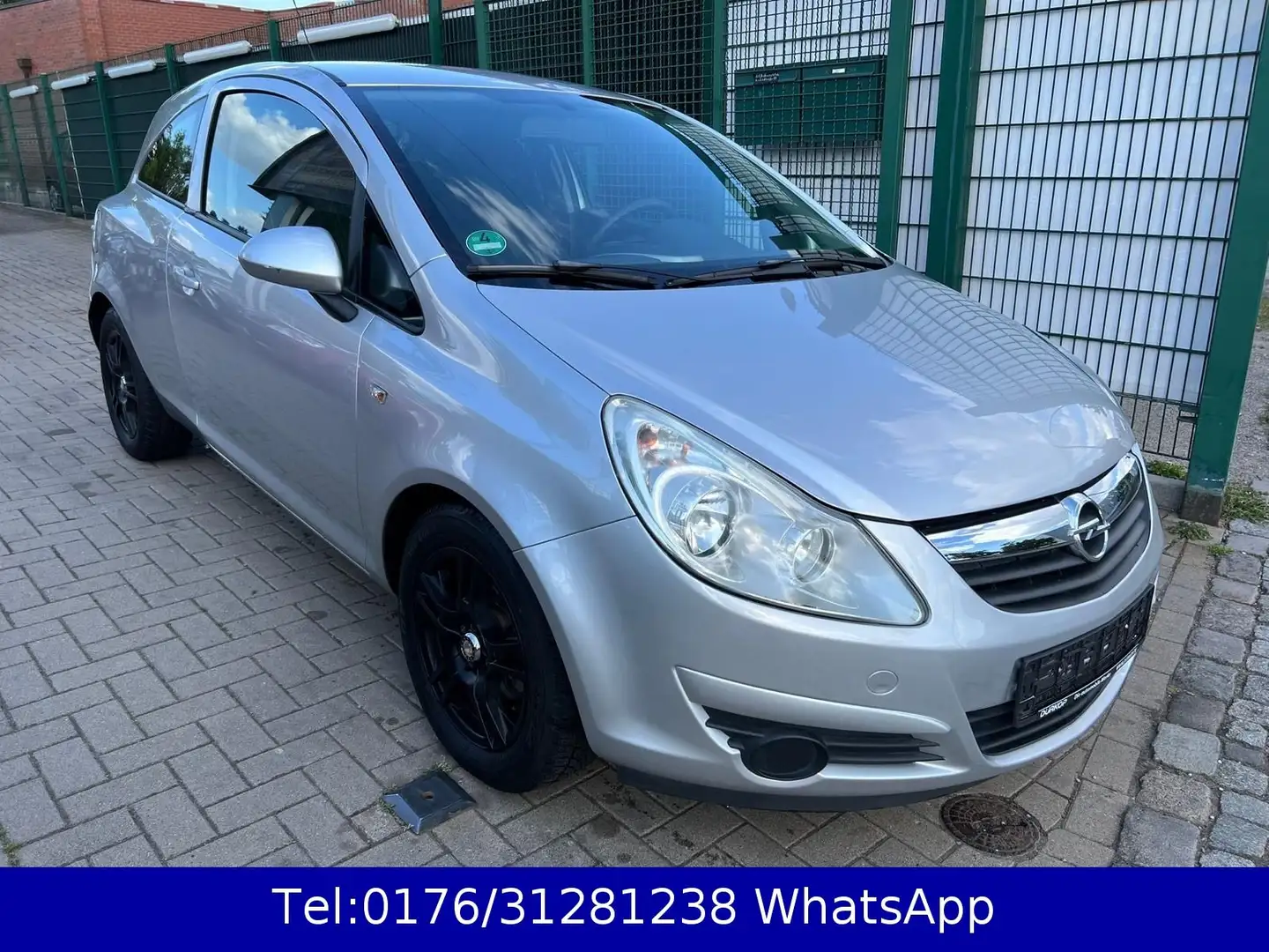 Opel Corsa D Edition !! Automatik !! Klima !! Tüv-Neu Gümüş rengi - 2
