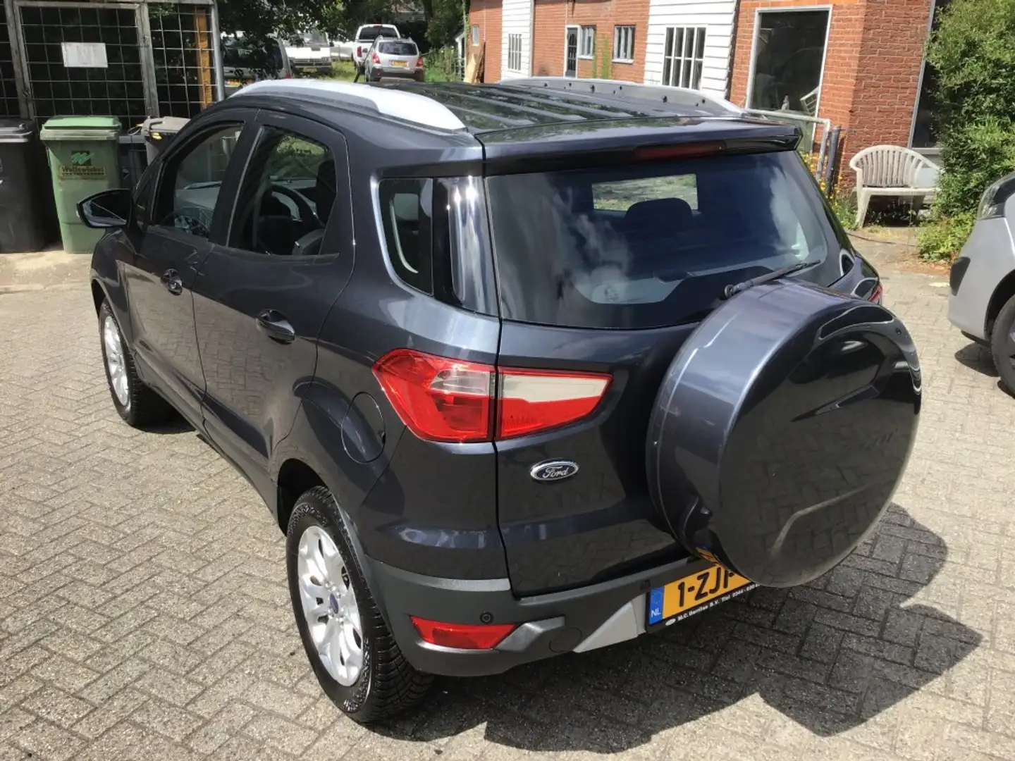 Ford EcoSport 1.0 ECOB. TITANIUM Grijs - 2