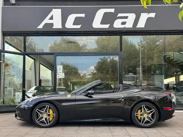 Ferrari California 2+2 plazas