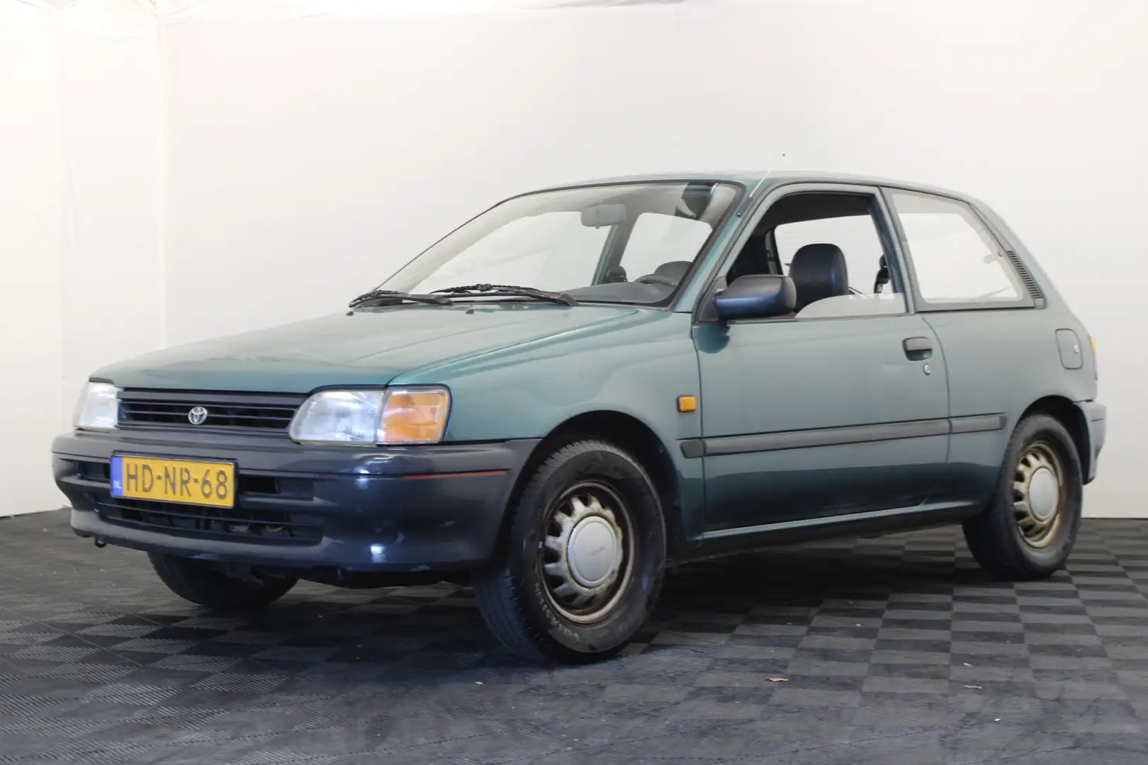Toyota Starlet 1.3i Verde - 1