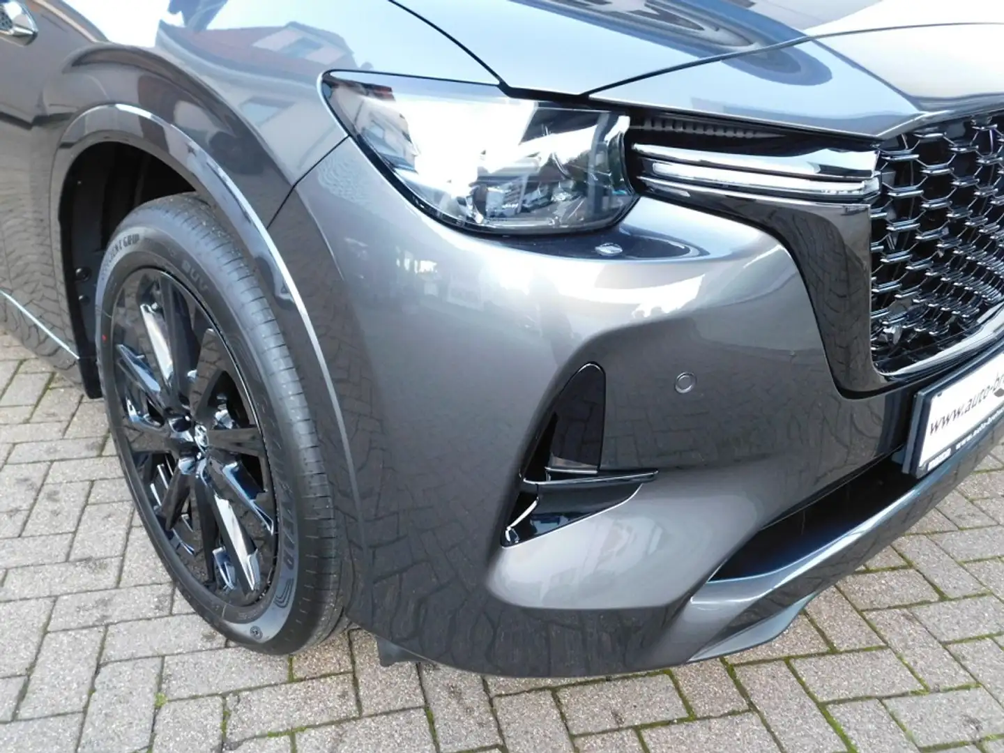 Mazda CX-80 e-SKY PHEV AWD 7-Sitzer Homura-Plus Convenience& Gris - 2