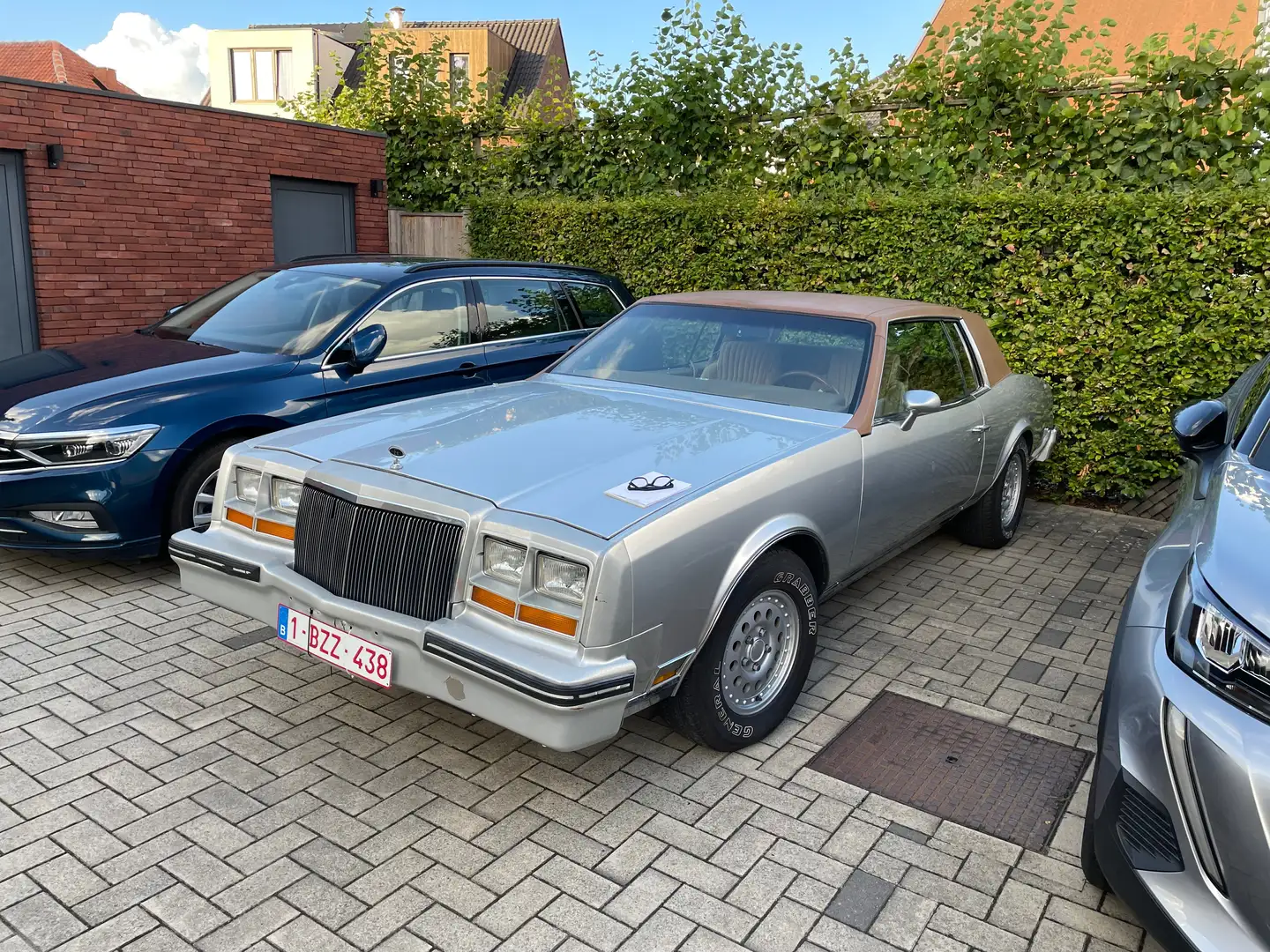 Buick Riviera S type Silber - 2