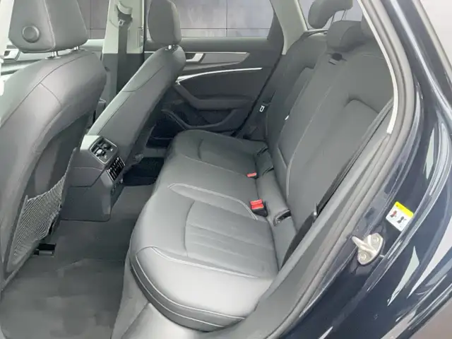Audi A6 view 9