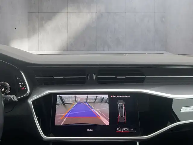 Audi A6 view 15