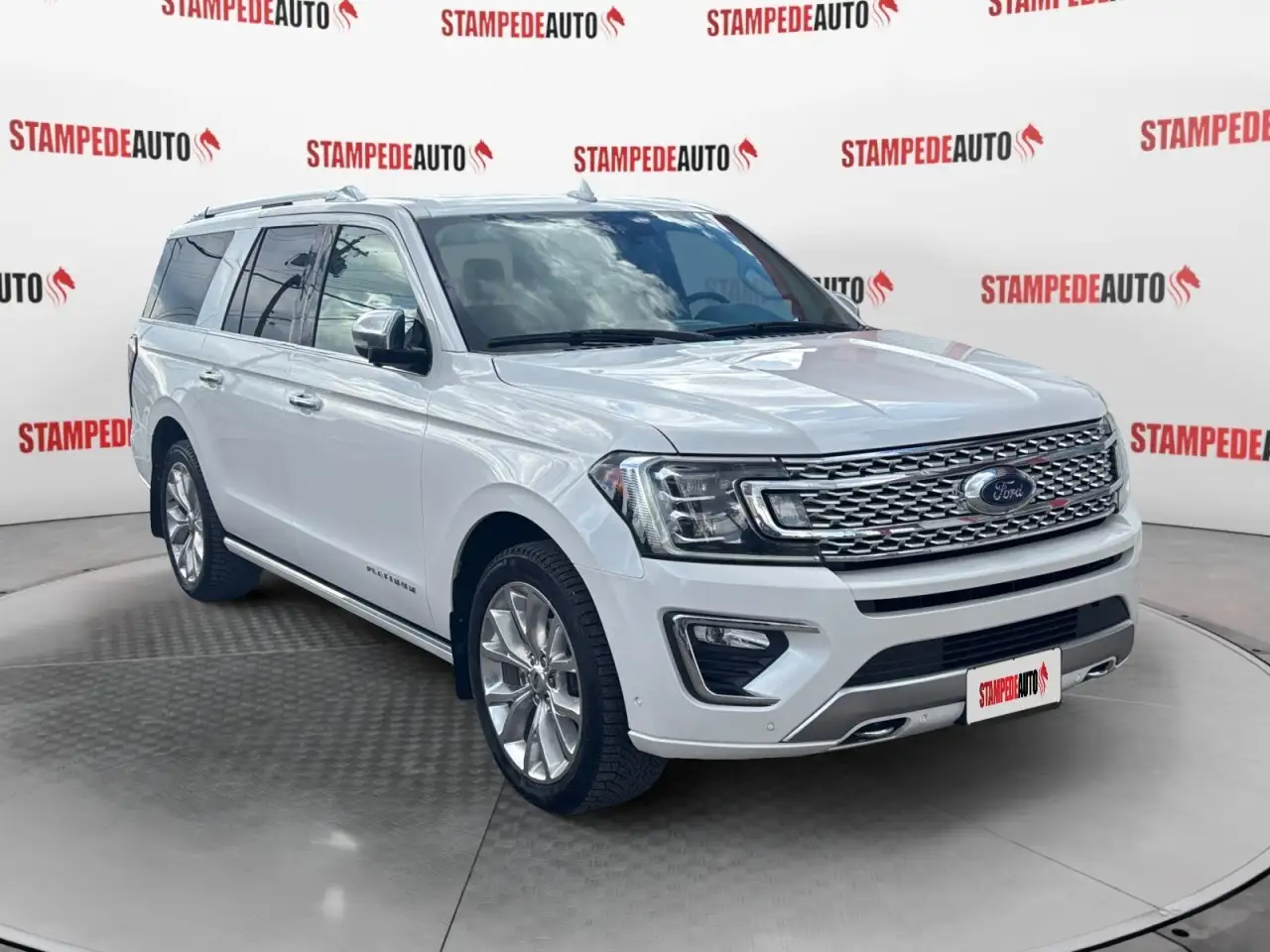 Ford Expedition снимка Ford Expedition
