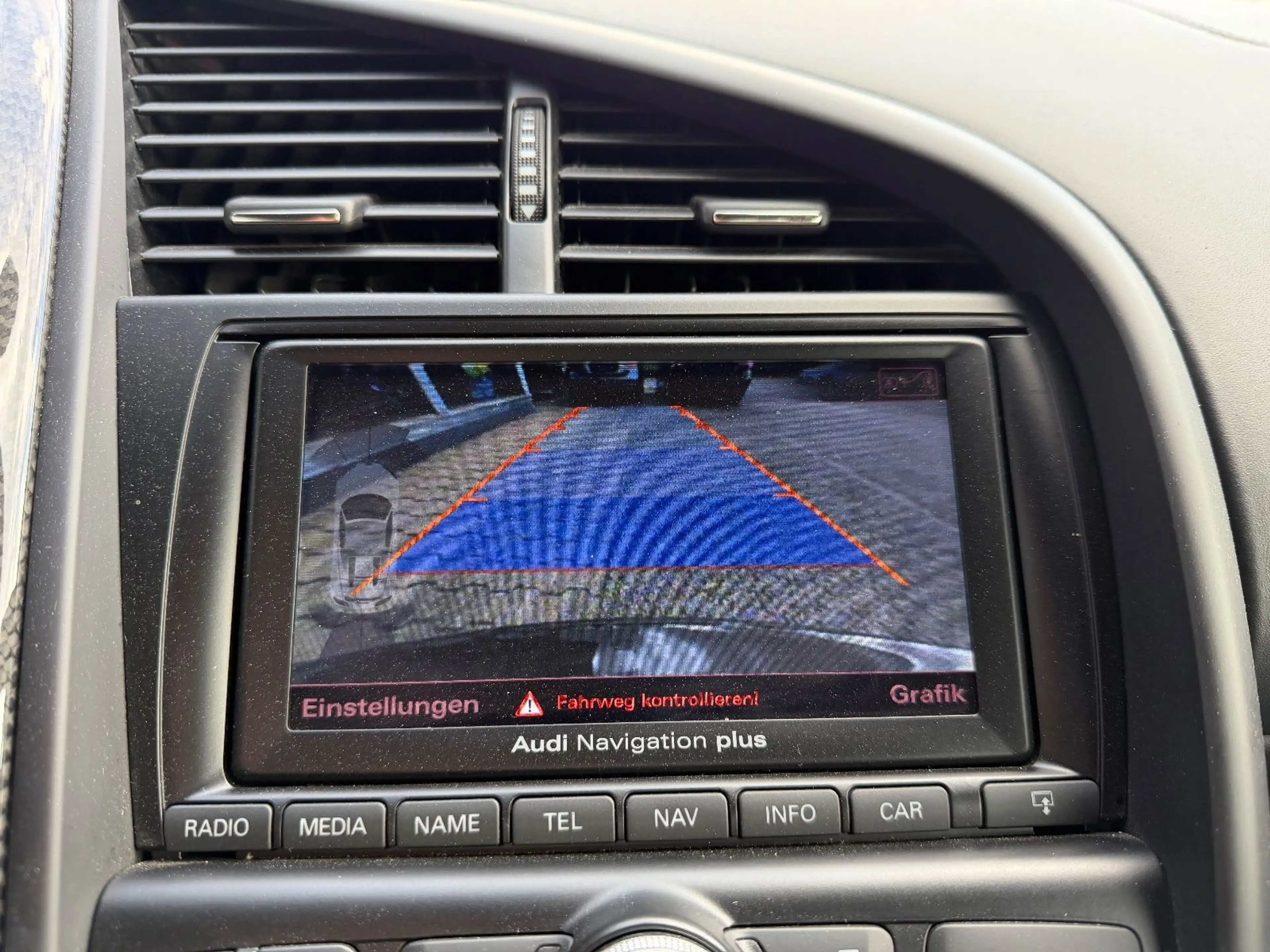 Audi R8 Spyder 5.2 quattro *CAM*BANG&OLUFSEN*NAVI*KW — photo 13