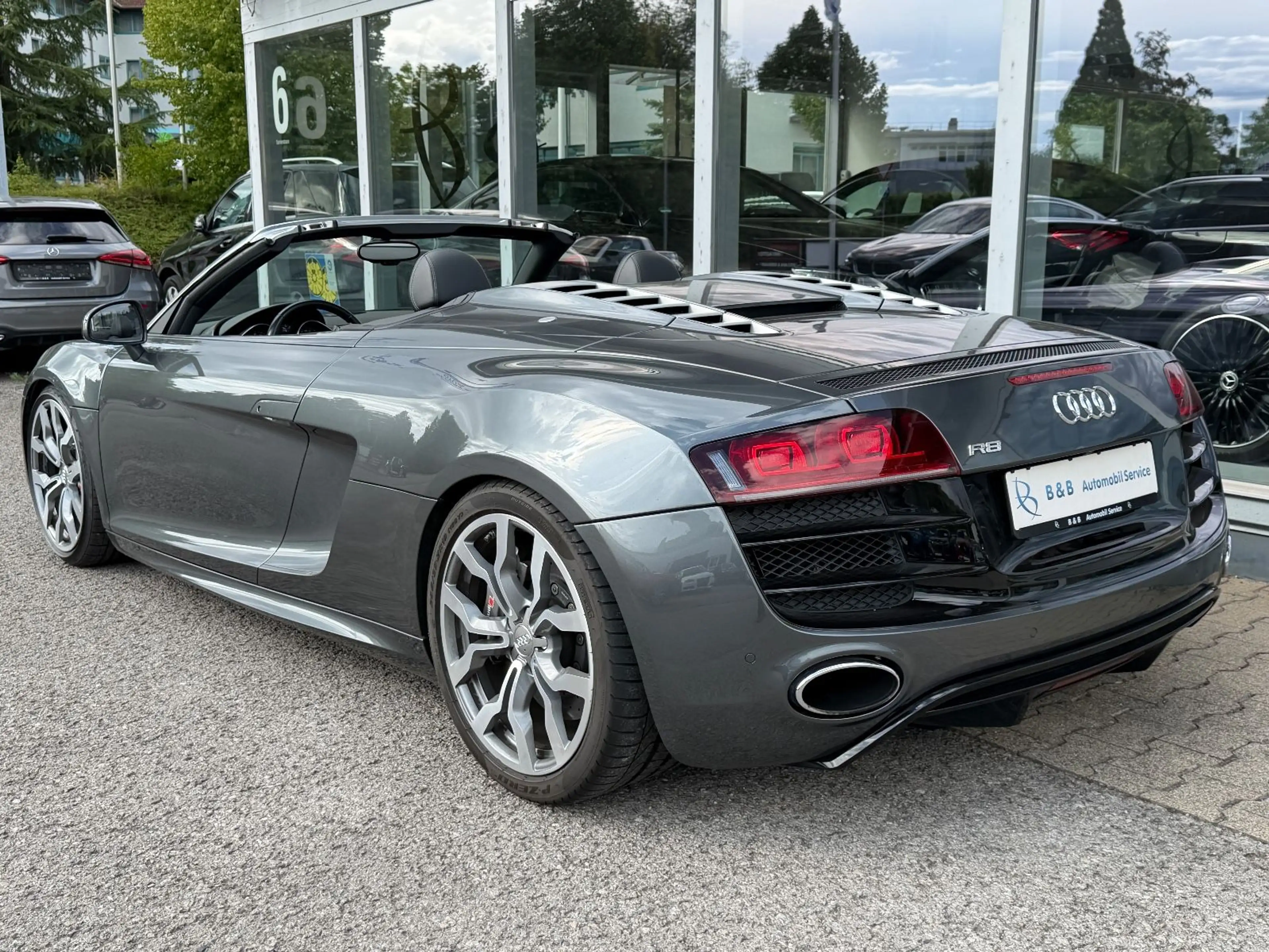 Audi R8 Spyder 5.2 quattro *CAM*BANG&OLUFSEN*NAVI*KW — photo 3
