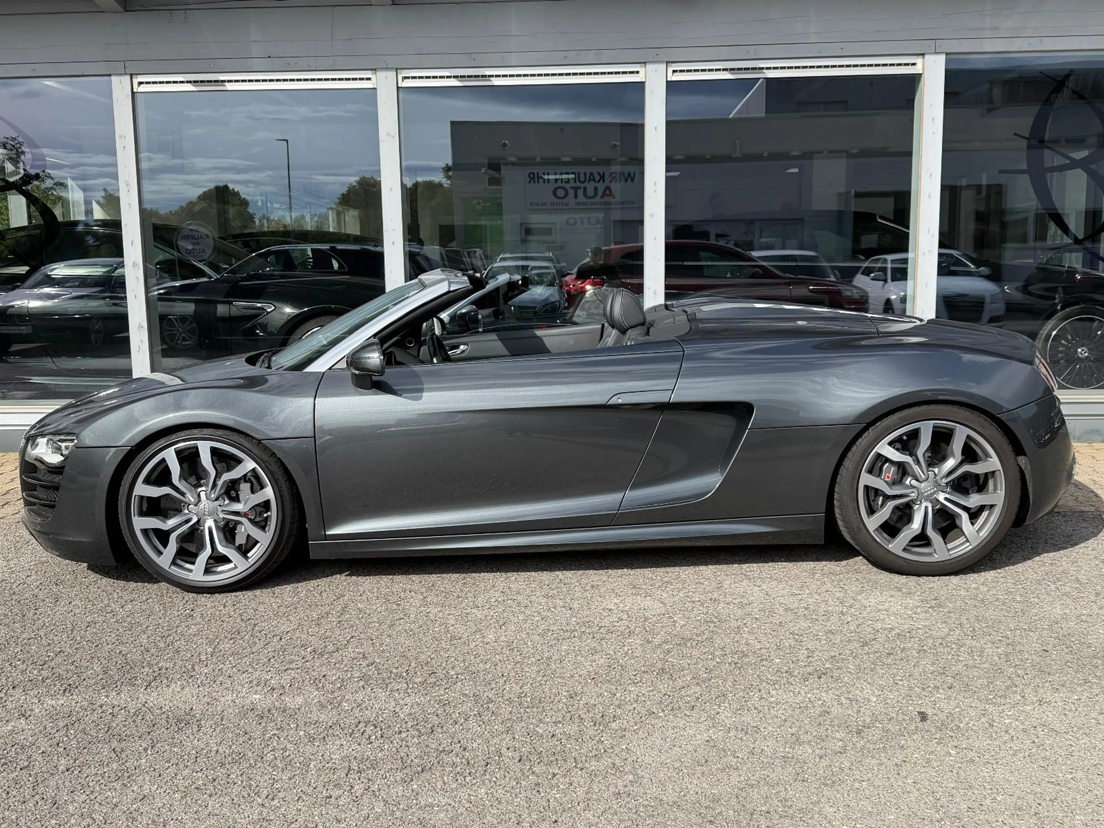 Audi R8 Spyder 5.2 quattro *CAM*BANG&OLUFSEN*NAVI*KW — photo 2