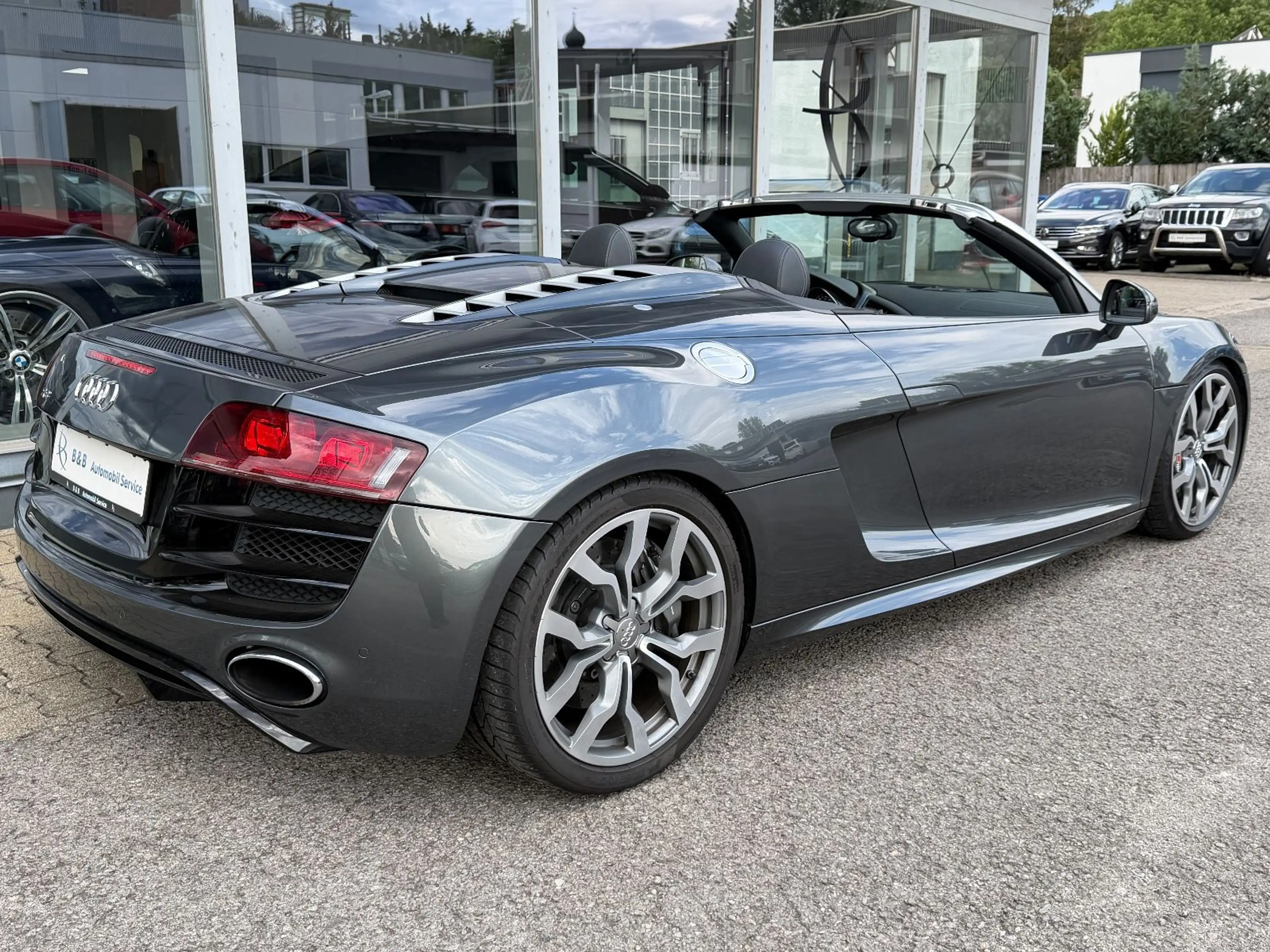 Audi R8 Spyder 5.2 quattro *CAM*BANG&OLUFSEN*NAVI*KW — photo 6