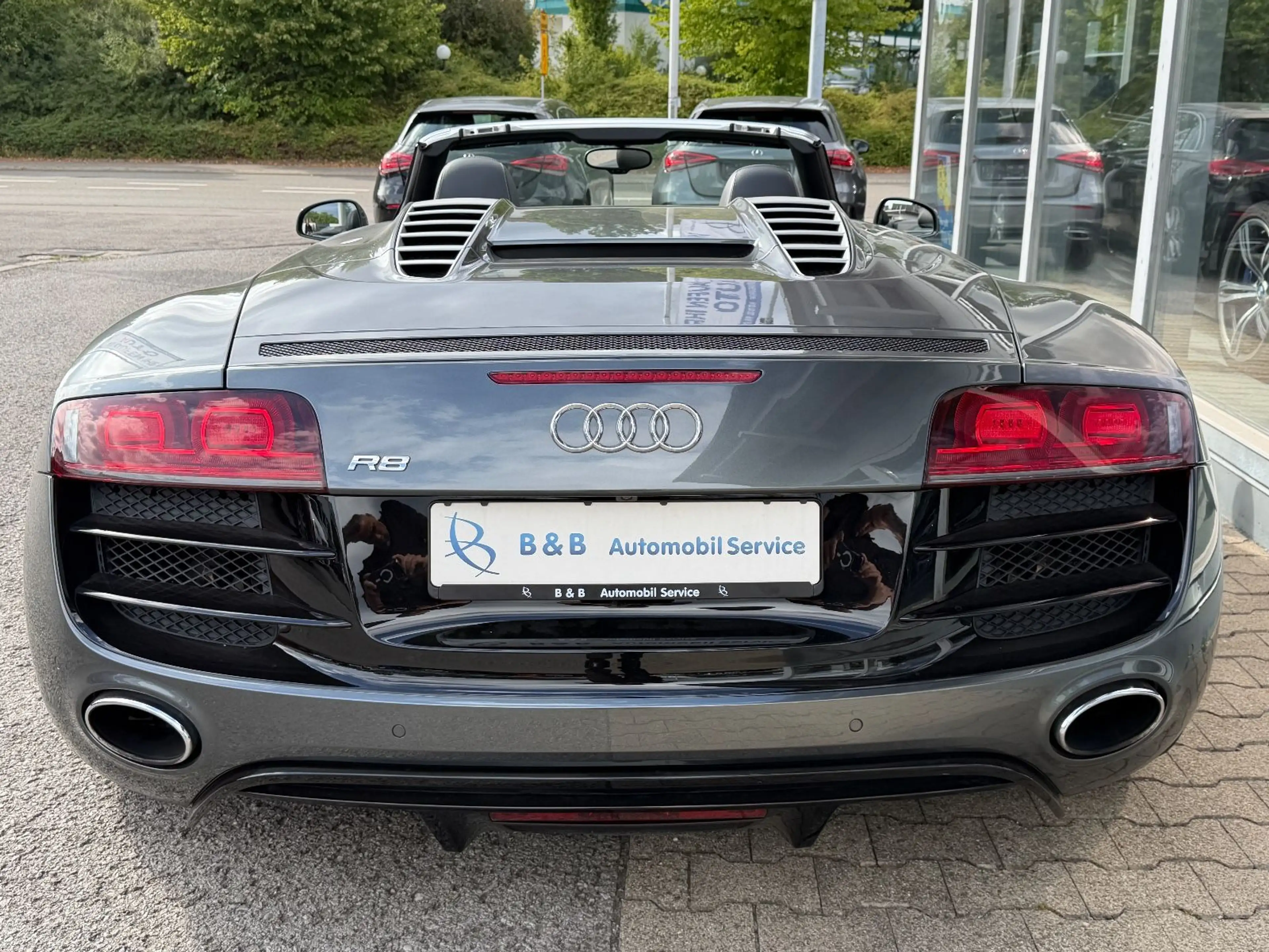 Audi R8 Spyder 5.2 quattro *CAM*BANG&OLUFSEN*NAVI*KW — photo 7