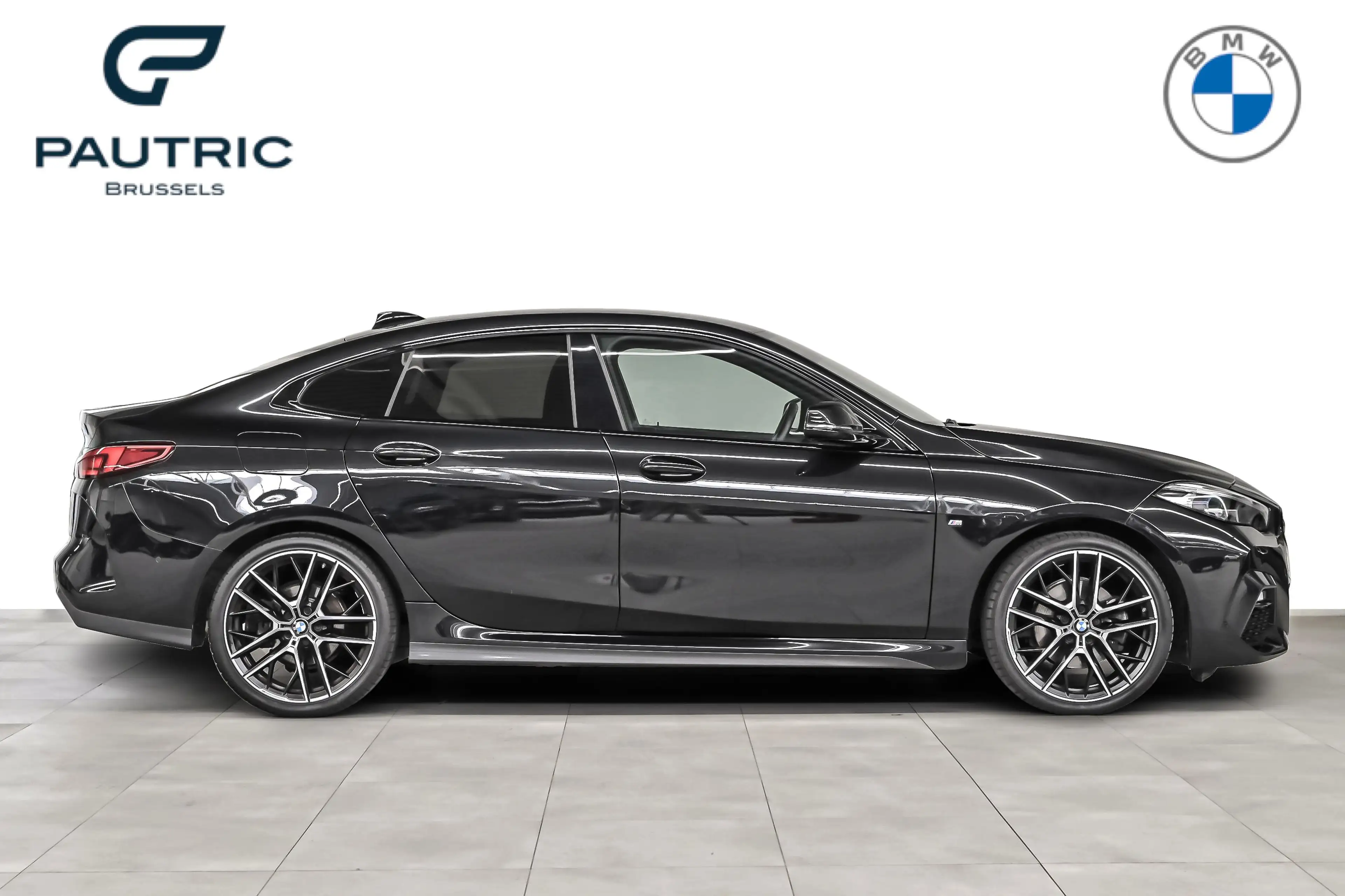 BMW 218 Gran Coupé — photo 3