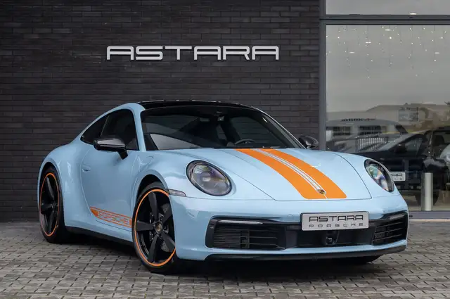 Porsche 992