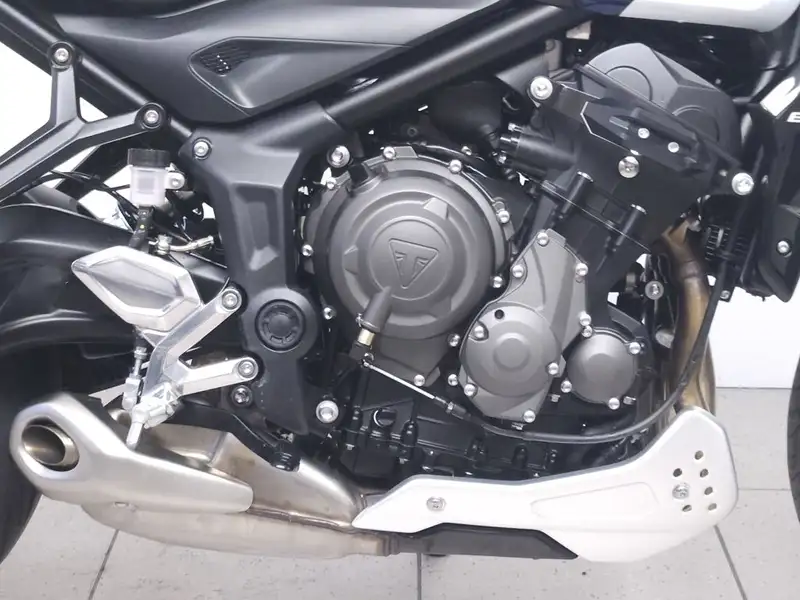 Triumph Trident 660 - foto 5