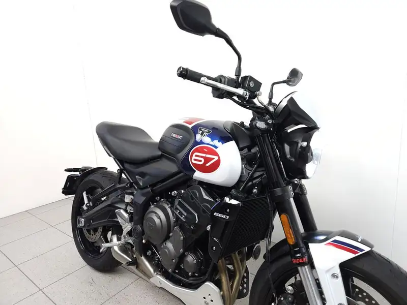 Triumph Trident 660 - foto 7