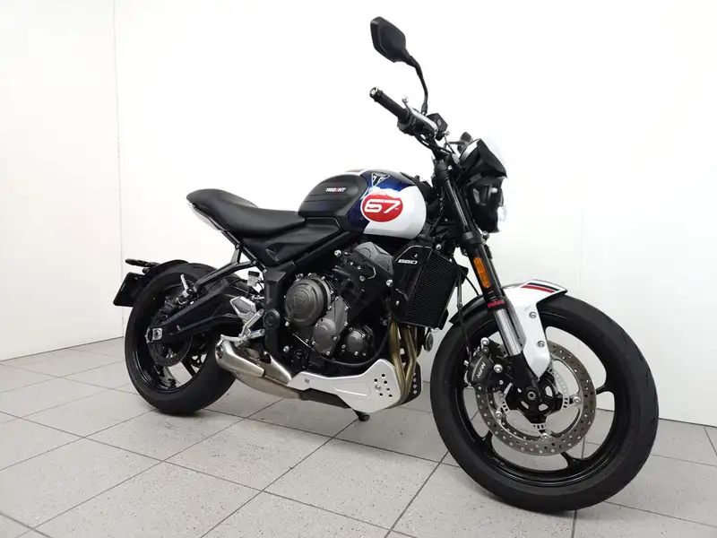 Triumph Trident 660 - foto 2