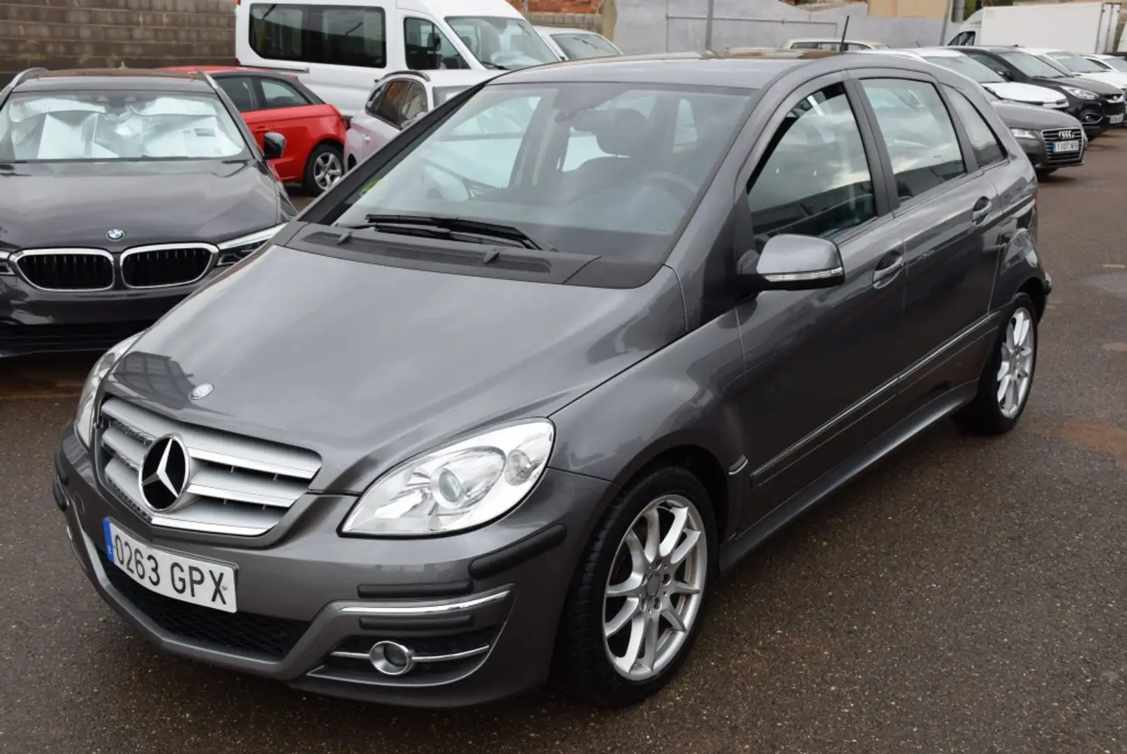 Mercedes-Benz B 180 180CDI Grijs - 2