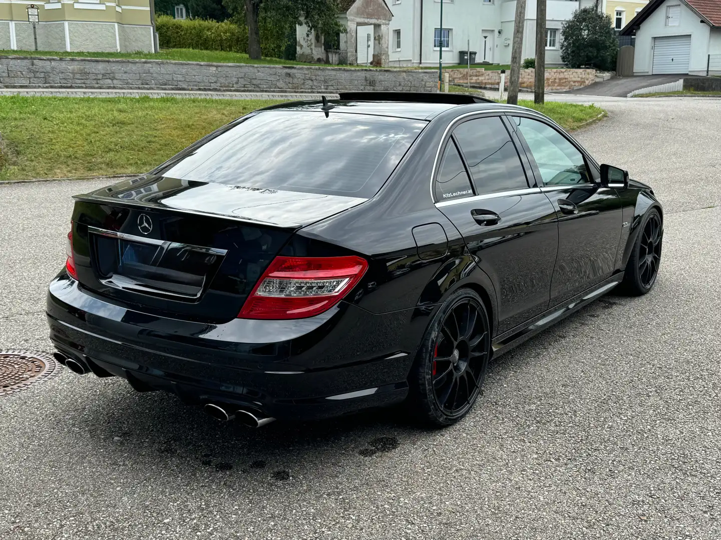 Mercedes-Benz C 63 AMG C 63 AMG Avantgarde Aut. Avantgarde Schwarz - 2