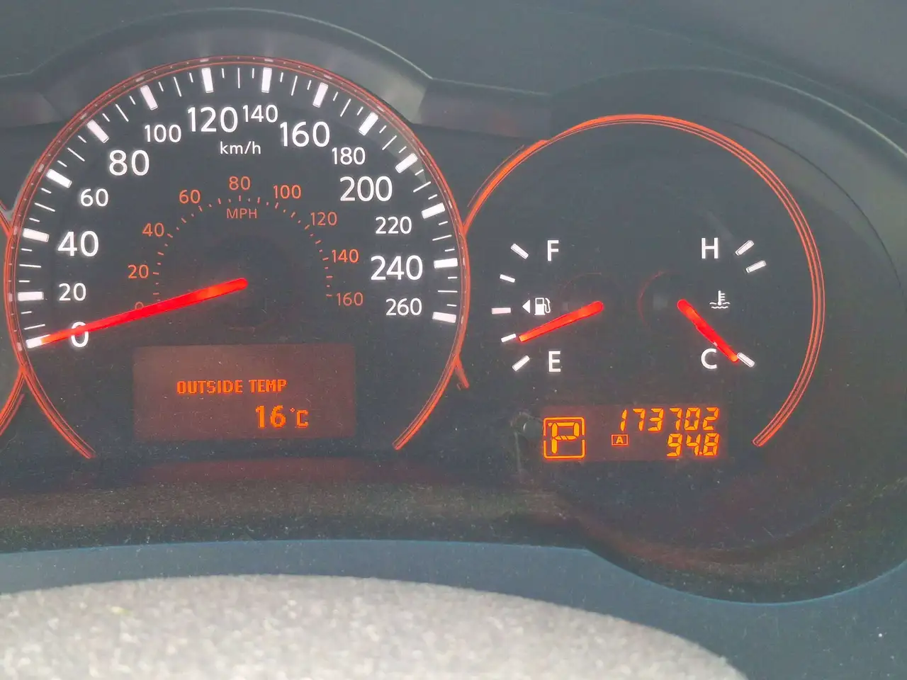 Nissan Altima снимка Nissan Altima