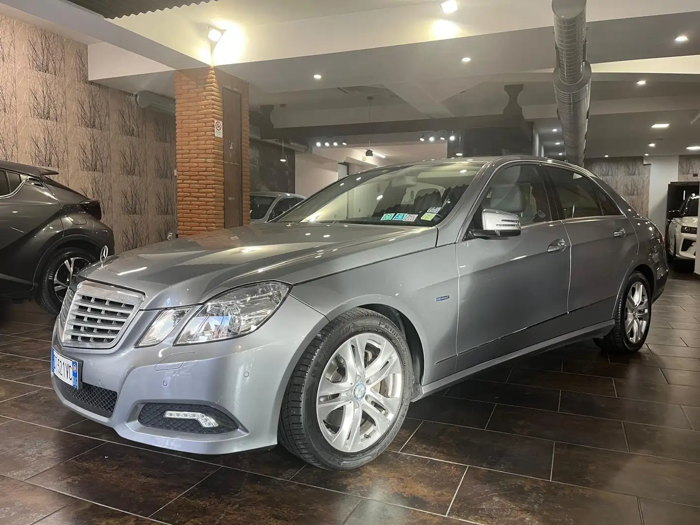 Mercedes-Benz E 350 Classe E - W212 Berlina cdi be Avantgarde auto Grau - 1