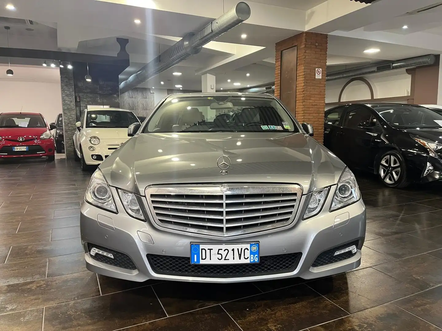 Mercedes-Benz E 350 Classe E - W212 Berlina cdi be Avantgarde auto Grau - 2