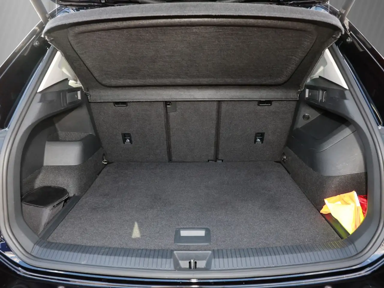 Volkswagen Tiguan 2.0 TDI DSG Elegance Navi/RFK/SHZ, миниатюра 7